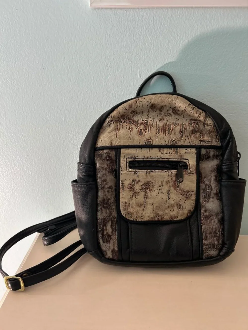 D'Onofrio Vintage Convertible Backpack Sling Bag Bark Texture Leather USA